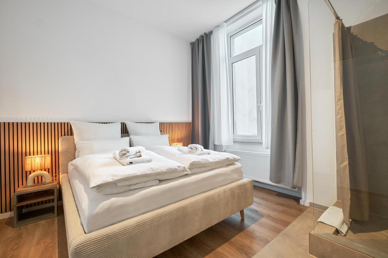 Park Avenue Apartments - Dom Mit Stil - Kueche - Parkplatz - Wlan - 65 Zoll Tv - Netflix Colónia Exterior foto